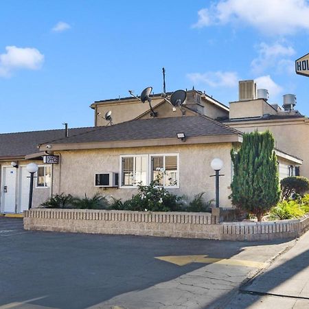 Holly Park Motel Near Lax Lennox Luaran gambar